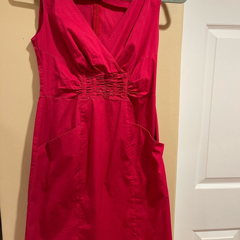 Pink dress with pockets!
